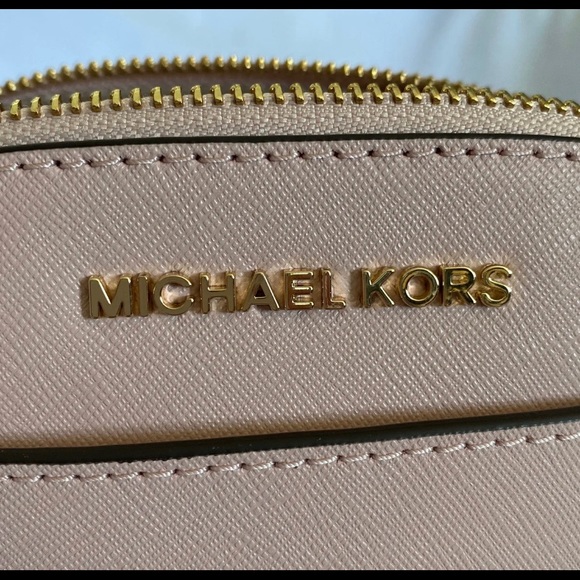 Michael Kors Jet Set Travel Crossbody - Picture 4 of 5